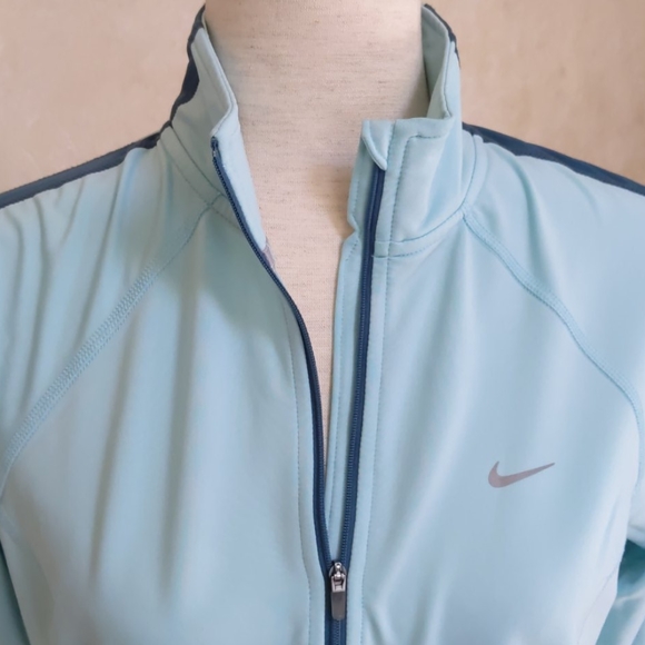 Nike Dry Fit Quarter Zip - Picture 2 of 3